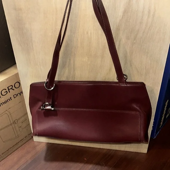 NWT - Furla - Anchor Velvet Burgundy Handbag - Picture 3 of 7